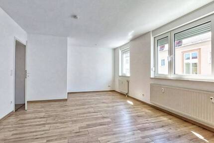Attraktive 2-Zimmer-ETW in Innenstadtlage mit Lift u TG-Stellplatz - Bayreuth City