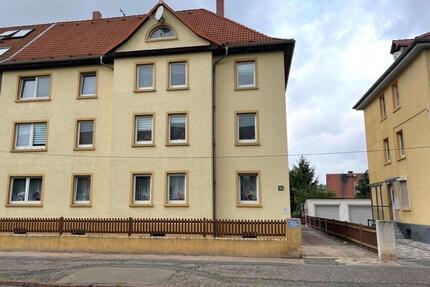 Gotha 3 Raum Wohnung im 1 OG zu vermieten ab sofort