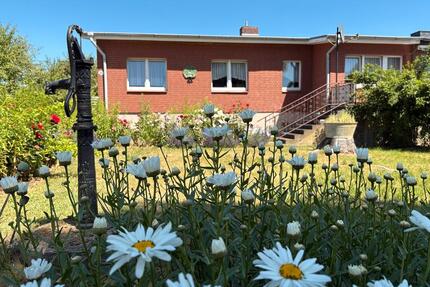 Doppelhaushälfte in Rugensee - 260.000,00&nbsp;EUR Kaufpreis, ca.&nbsp; 110,00&nbsp;m&sup2; in Lübstorf (PLZ: 19069)