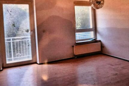 Eigentumswohnung (Sidonienhof) - 25.000,00&nbsp;EUR Kaufpreis, ca.&nbsp; 39,85&nbsp;m&sup2; in Werdau (PLZ: 08412)