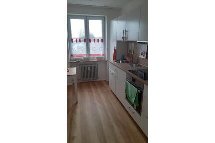 Wohnung 58 qm in Peiting - 900,00&nbsp;EUR Kaltmiete, ca.&nbsp; 58,00&nbsp;m&sup2; in Hohenfurch (PLZ: 86978)