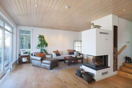 Einzigartiges Einfamilienhaus mit Einliegerwohnung und traumhafter Aussicht - Weissach Flacht