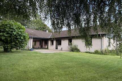 Haus zum Kaufen in Schleswig 420.000,00 € 202 m²