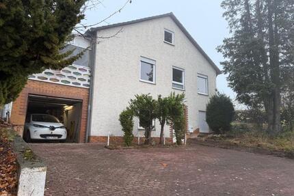 Großzügiges Einfamilienhaus in MengeringhausenLünnenberg - Bad Arolsen