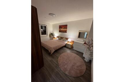 Möblierte 2-Zimmer-Wohnung mit Balkon in Frankfurt-Oberrad - Frankfurt am Main Nordend Ost