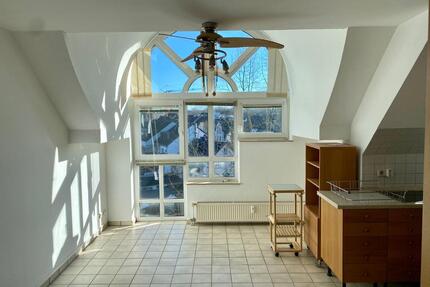 Helle 2-Zimmer Wohnung über den Dächern von Schlebusch - Leverkusen