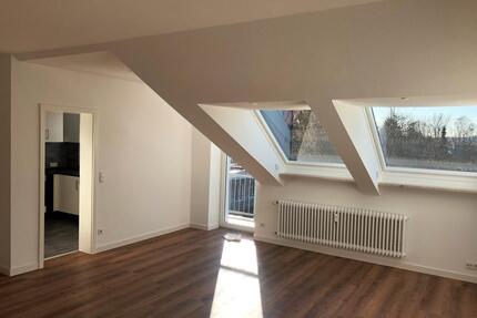 Helle Dachgeschosswohnung in Saarlouis Innenstadt