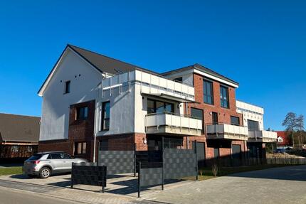 Penthouse mit Ausblick – helle 3-Zimmer-Wohnung mit großer Dachterrasse in Bredstedt