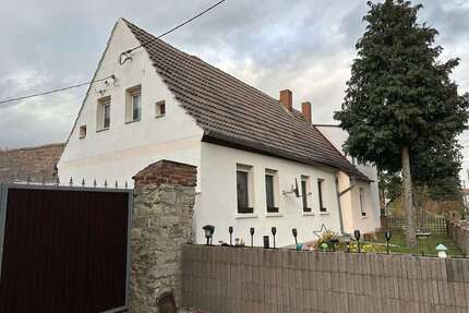 Haus zum Kaufen in Nienburg 170.000,00 € 110 m²