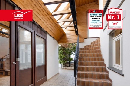 Haus zum Kaufen in Düsseldorf 540.000,00 € 177 m²