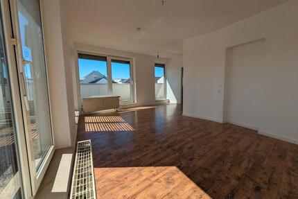 Großzügiges helle Penthouse Wohnung in Top Lage von Saarlouis