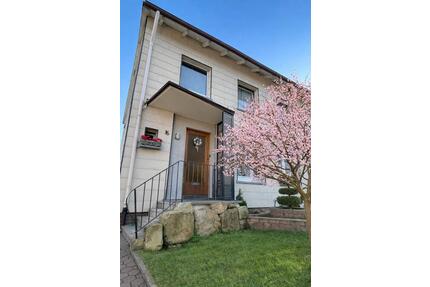 Wunderschönes Reihenendhaus - 349.000,00&nbsp;EUR Kaufpreis, ca.&nbsp; 146,00&nbsp;m&sup2; in Bad Münder am Deister (PLZ: 31848)