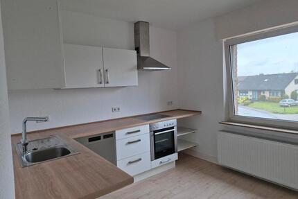 3-Zimmerwohnung mit Einbauküche, Gartenmitbenutzung und Garage - Kleve