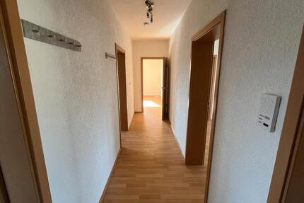 Helle, frisch renovierte 4-Zimmer-Wohnung 90 m2 - Stockheim