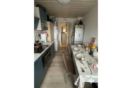 Helle 3 Zimmer Whg, Balkon,Keller, Tiere nach Absprache - Kitzingen