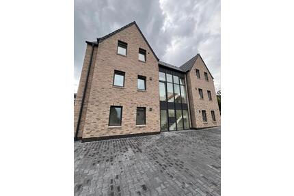 Erstbezug: Moderne 3-Zimmer-Penthouse-Wohnung mit Balkon - Visbek