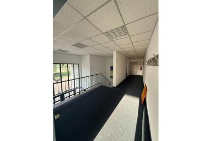 Büroräume TOP LAGE! - 1.300,00&nbsp;EUR Kaltmiete, ca.&nbsp; 130,70&nbsp;m&sup2; in Sögel (PLZ: 49751)