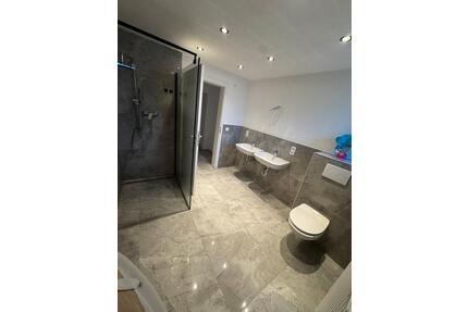 2 Familienhaus - 290.000,00&nbsp;EUR Kaufpreis, ca.&nbsp; 181,00&nbsp;m&sup2; in Höfen an der Enz (PLZ: 75339)