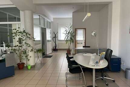 Büro in Delitzsch 560,00 € 93.4 m²