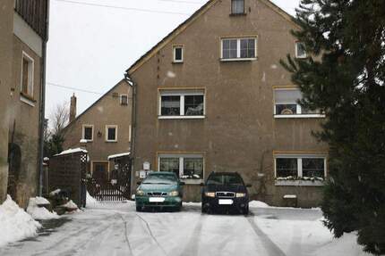 ERNEUTE PREISREDUKTION: Teilsaniertes MFH mit Nebengebäude in Zschocken *PROVISIONSFREI* zu erwerben - Hartenstein / Zschocken