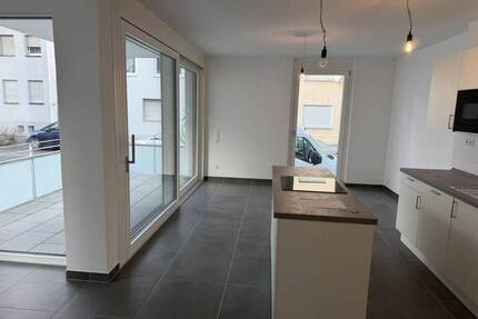 Moderne 2-Zimmer-Neubauwohnung mit Terrasse, Einbauküche & TG-Stellplatz in Heilbronn