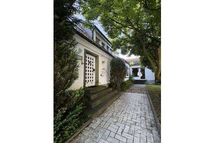Haus zum Kaufen in Soest 695.000,00 € 273.47 m²