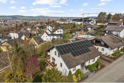 Haus zum Kaufen in Solms 397.000,00 € 127 m²