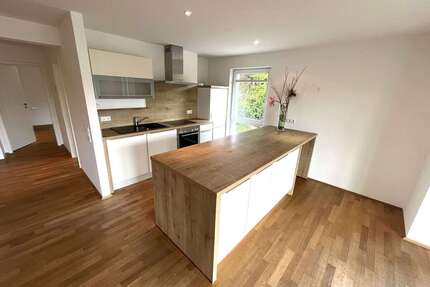 Wohnung zum Kaufen in Pfullingen 419.000,00 € 89.76 m²
