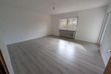Erstbezug: Sanierte 104 m² mit Sonnen-Balkon & 3 Zimmern - Eberbach