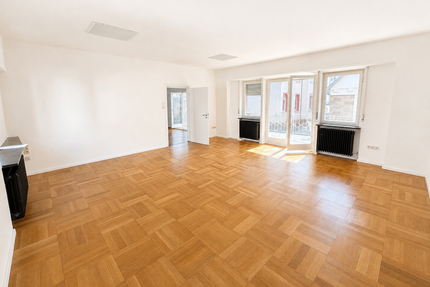 Wohnung zum Mieten in Esslingen am Neckar 1.250,00 € 124.5 m²