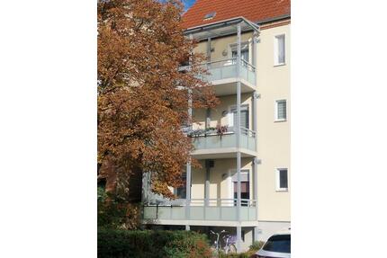 Wohlfühlen leicht gemacht – stilvolle 3-Raum-Wohnung mit Balkon und Blick ins Grüne - VO212 - Schönebeck (Elbe)