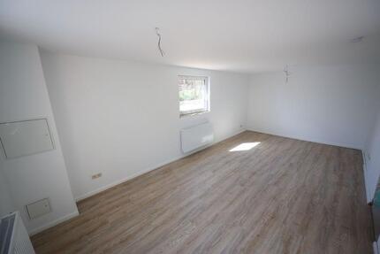 Erstbezug nach Sanierung! Souterrain-Wohnung mit Garten - Klütz