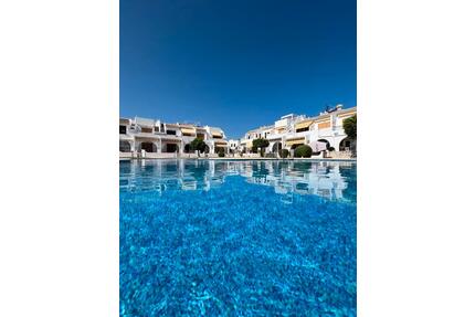 Ferienwohnung Costa Blanca – mit Pool, WLAN & Sonne satt! - Bergen