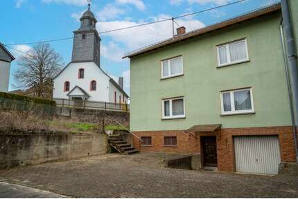 Haus zum Kaufen in Weyer 159.000,00 € 226 m²