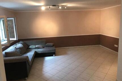 Helle Souterrainwohnung in Viernheim zu vermieten ab sofort