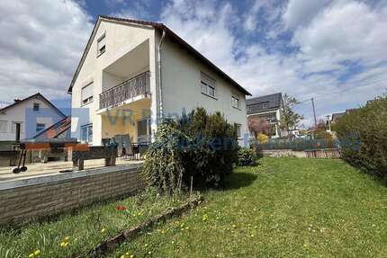 Haus zum Kaufen in Wallerstein 335.000,00 € 220 m²