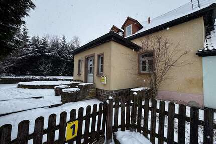 Haus zum Kaufen in Querfurt 99.000,00 € 101 m²
