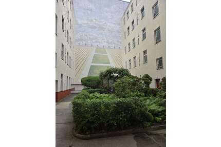 Wohnung zum Mieten in Berlin - Charlottenburg 1.100,00 € 40 m²