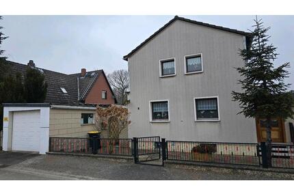 Doppelhaus mit 2 Wohneinheiten - 220.000,00&nbsp;EUR Kaufpreis, ca.&nbsp; 190,00&nbsp;m&sup2; in Salzgitter (PLZ: 38239) Ortschaft Ost