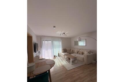 schöne 3-Zimmer-Wohnung mit Terrasse und Garten - Deggendorf