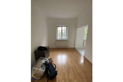 Wohnung am Friedenspark nähe Uniklinik mit Einbauküche - Leipzig Südost