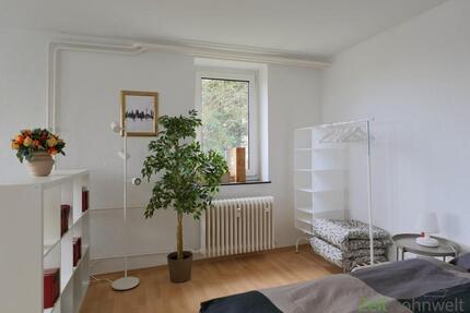 (EF1217_M) Kassel-Stadt: Kirchditmold, möbliertes Single-Apartment mit breitem, Bett, Waschmaschine und Balkon