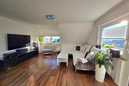 Helle 3–4 Zimmer Whg. mit Kamin,Südbalkon & Blick über Stuttgart