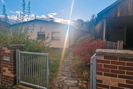 Bungalow zu verkaufen - 175.000,00&nbsp;EUR Kaufpreis, ca.&nbsp; 130,00&nbsp;m&sup2; in Windischeschenbach (PLZ: 92670)