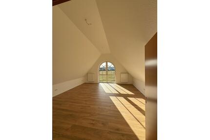 Wohnung in Langensendelbach 750€ Kalt