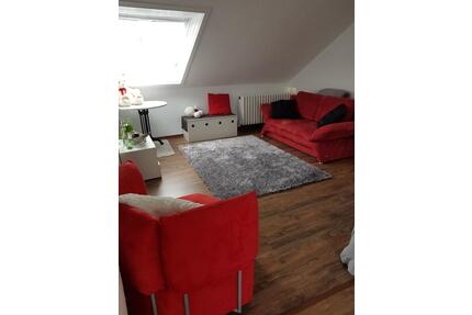Möblierte DG-Wohnung für einige Monate zu vermieten - Hildesheim Oststadt/Stadtfeld