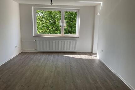 Moderne Familienwohnung mit Balkon in ruhiger, grüner Lage - Hannover Ahlem-Badenstedt-Davenstedt