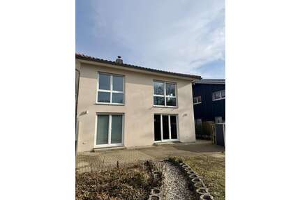 Haus zum Kaufen in Rüdersdorf bei Berlin 555.000,00 € 175 m²