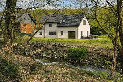 Haus zum Kaufen in Odenthal 695.000,00 € 181 m²