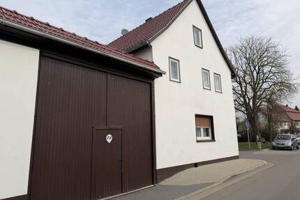 Hof mit riesigem Potenzial - Scheune, Innenhof & Garten - Werningshausen